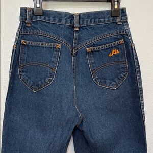 CHIC JEANS HIGHWAISTED VINTAGE size 10/11. B101